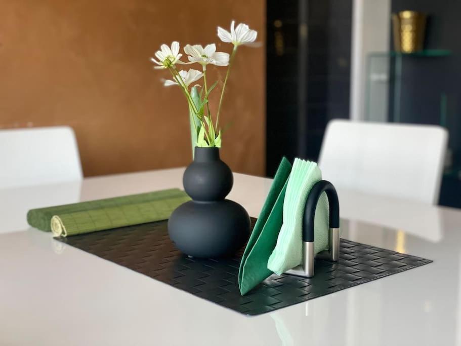 Lovely 1-Bedroom Apartament With Free Parking Sofia Exterior photo