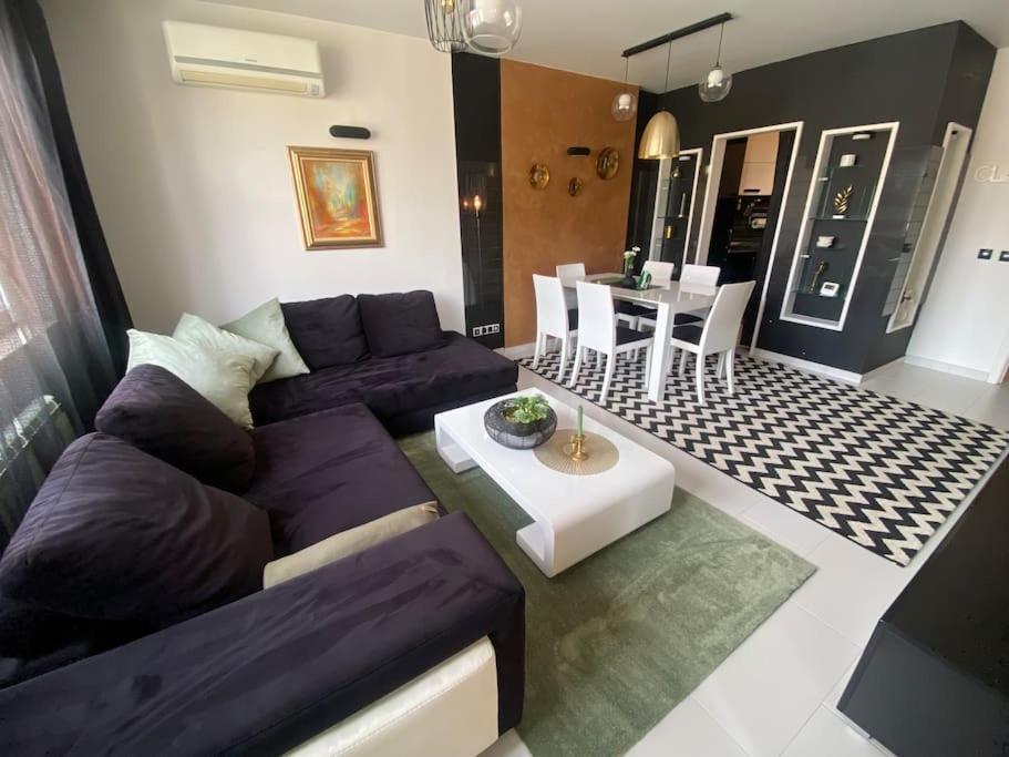 Lovely 1-Bedroom Apartament With Free Parking Sofia Exterior photo