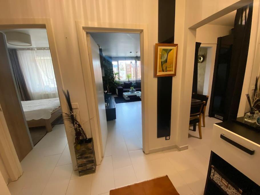 Lovely 1-Bedroom Apartament With Free Parking Sofia Exterior photo